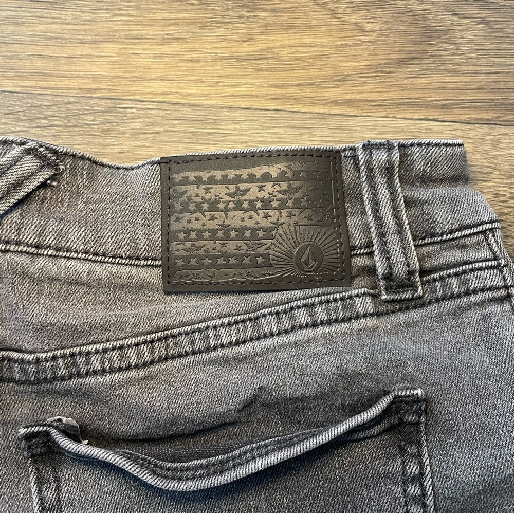 Volcom Denim Shorts - Picture 3 of 5